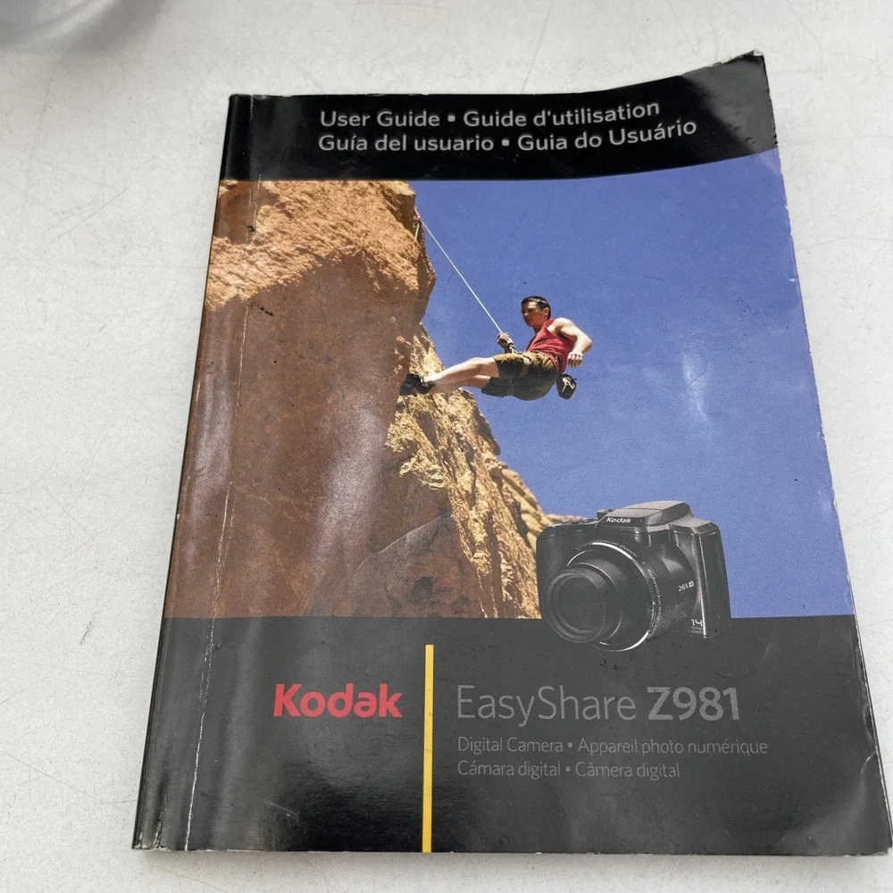 Kodak EasyShare Digital Camera Z981 14.0MP 26x Zoom+Battery+Manuals+Case